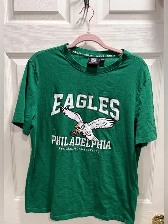 NFL Philadelphia Eagles Graphic Tee Shirt Green Men’s Size Large Fan Gear - Picture 2 of 8